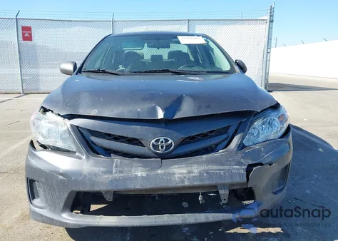 2011 Toyota Corolla Le z USA, uszkodzony, nr VIN JTDBU4EE6B9168720